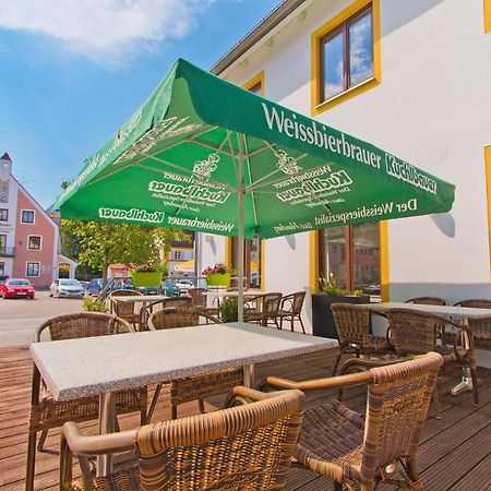 Gasthof Postbraeu Siegenburg Exterior photo